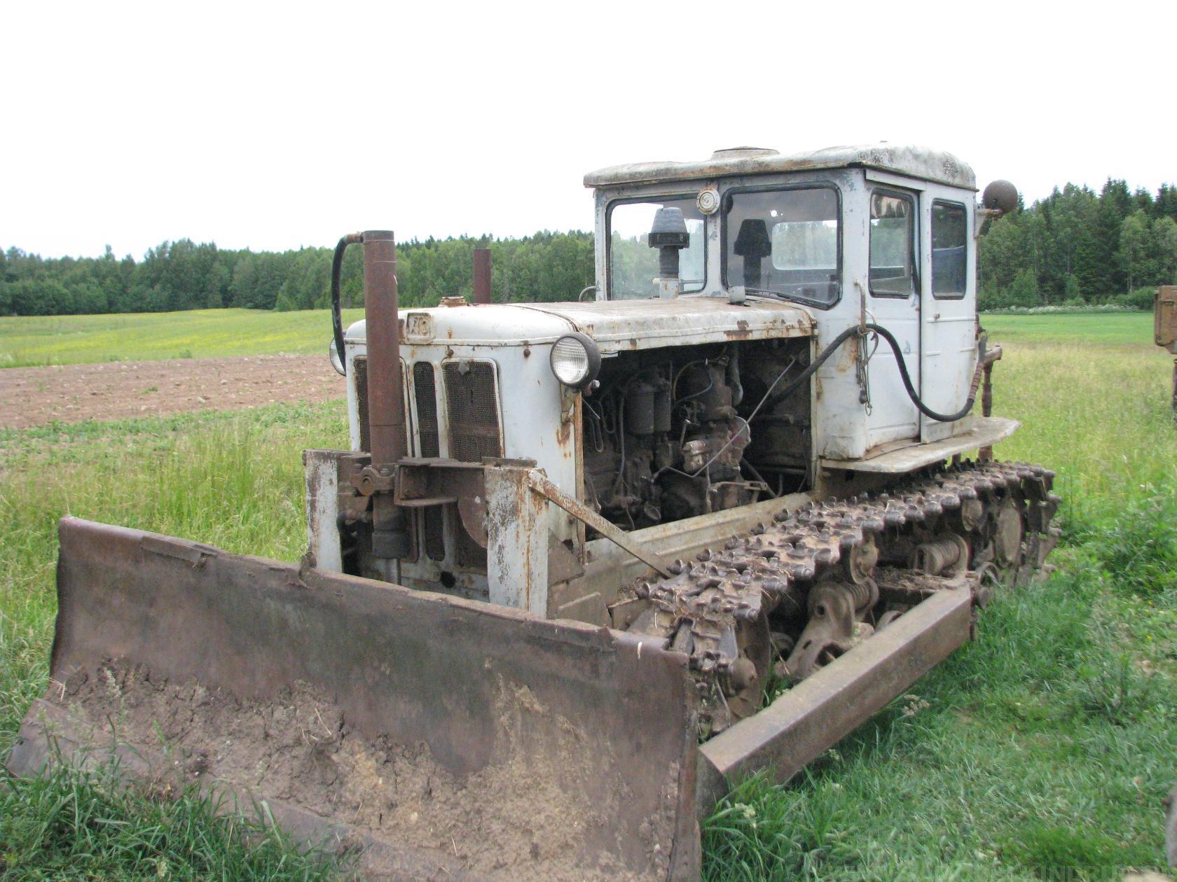гусеничный трактор Т-74 ХТЗ